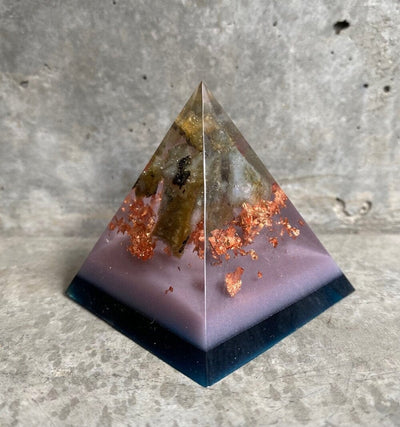 Orgonite Gemstone Pyramid - Labradorite/Purple