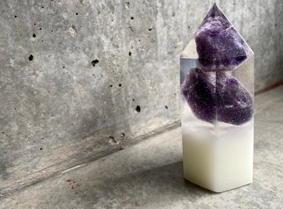 Crystal Tower - Amethyst/White